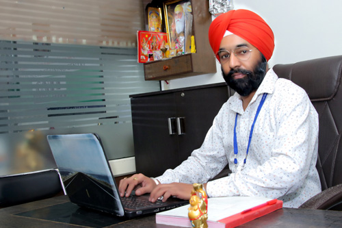 director gnit khanna